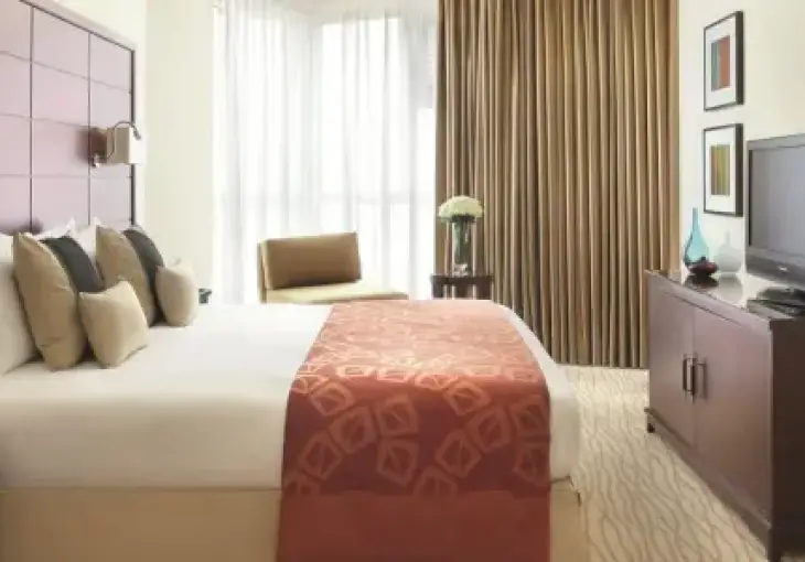 MÖVENPICK HOTEL & RESIDENCE HAJAR TOWER